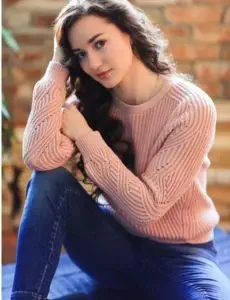 Elite escort service in Patur for home and hotel visits